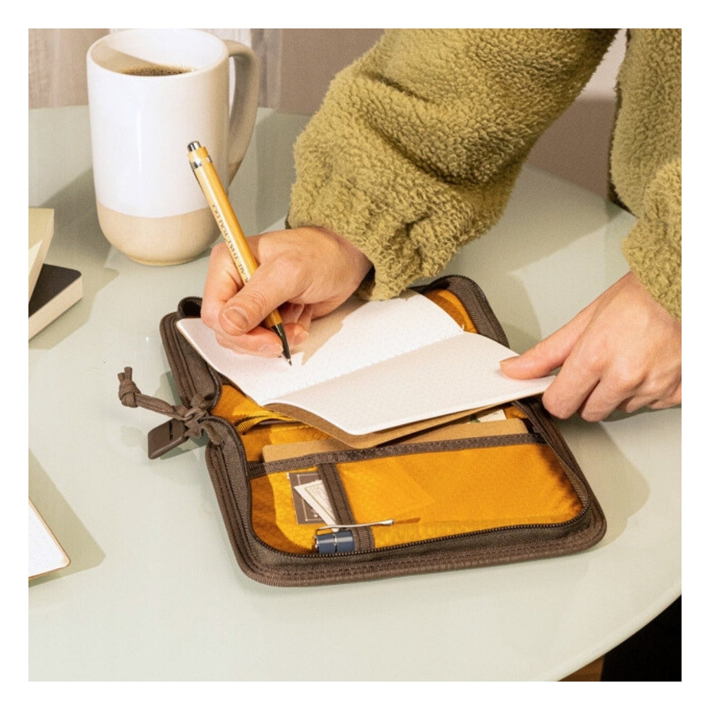 LOCHBY Field Folio A6