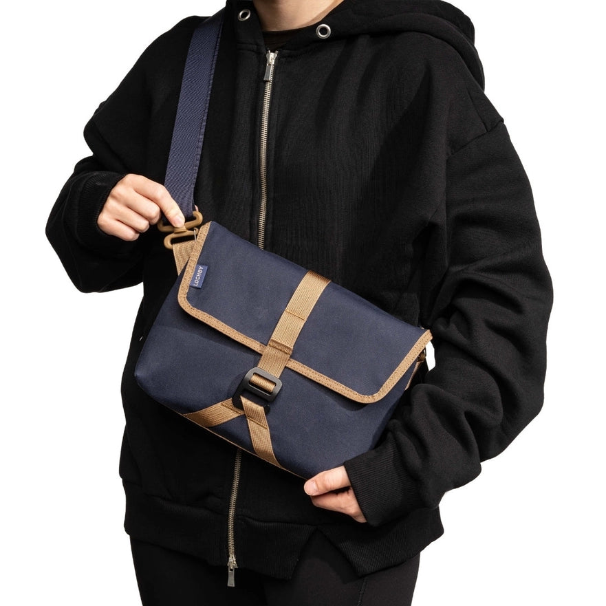 Lochby Field Sling - Navy