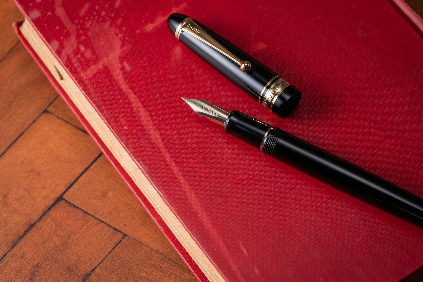 Pilot Custom 743 Fountain Pen - Black