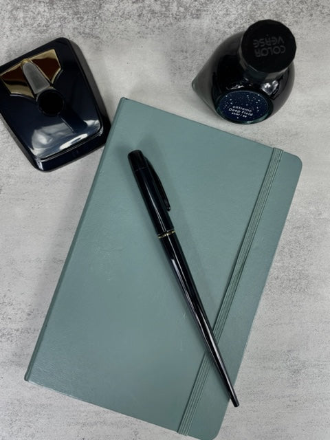 Platinum Desk Pen (Stand and Pen set)