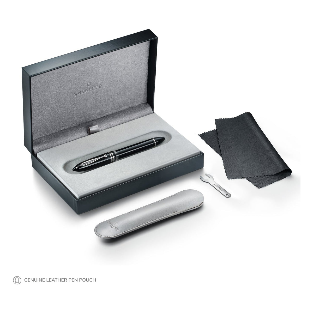 Sheaffer Balance III E892 Glossy Black and Chrome Fountain Pen