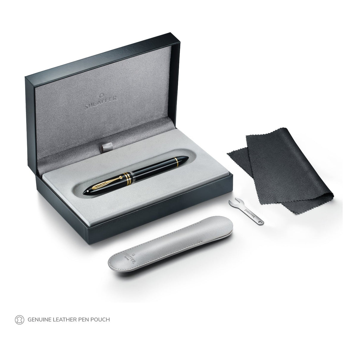 Sheaffer Balance III E893 Glossy Black and Gold Fountain Pen