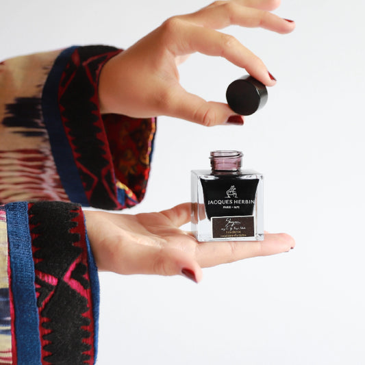 Jacques Herbin 1670 Shogun: Dark Brown Shimmer Ink